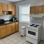 Comfy 2 Bedrooms By Ewr Nyc Airport 30 Mins To Ny