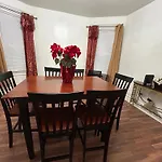 3F8-Chelsea Suites In-Unit Washer Dryer And Tv