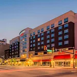 Courtyard By Marriott Newark Downtown