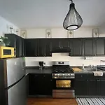 Ironbound 4 Bdrm Industrial Suite! Free Parking