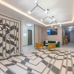 Bright And Bold Escape With Nyc Views And Free Parking, Sleeps 9 And 2 Baths