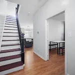 Luxurious Townhouse Near Nyc