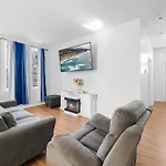 Luxurious Townhouse Near Nyc
