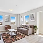 Downtown Nwk 1Br- Free Parking Easy Nyc Access