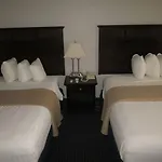 The Avenue Hotel