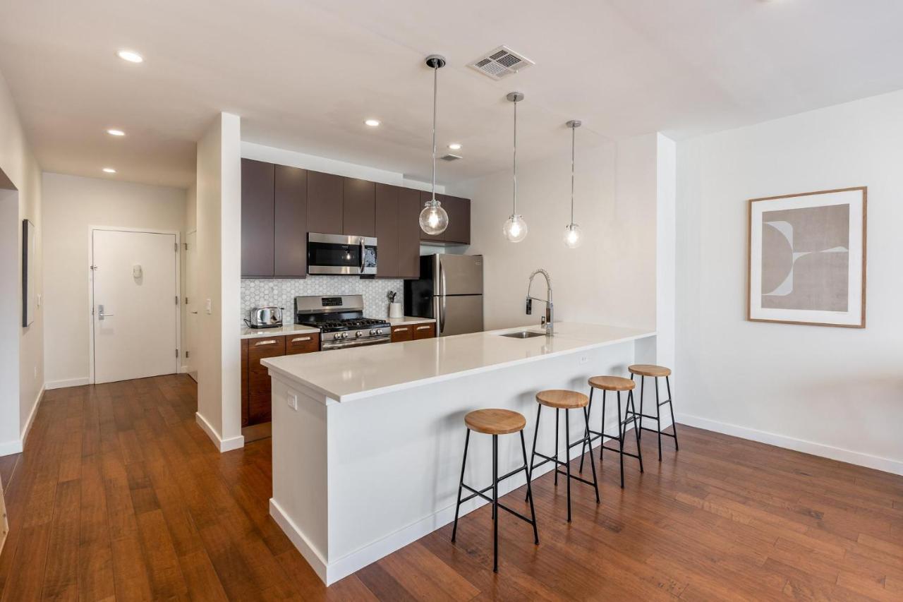 Kislak 402 Spacious 1br Retreat Above The * Newark