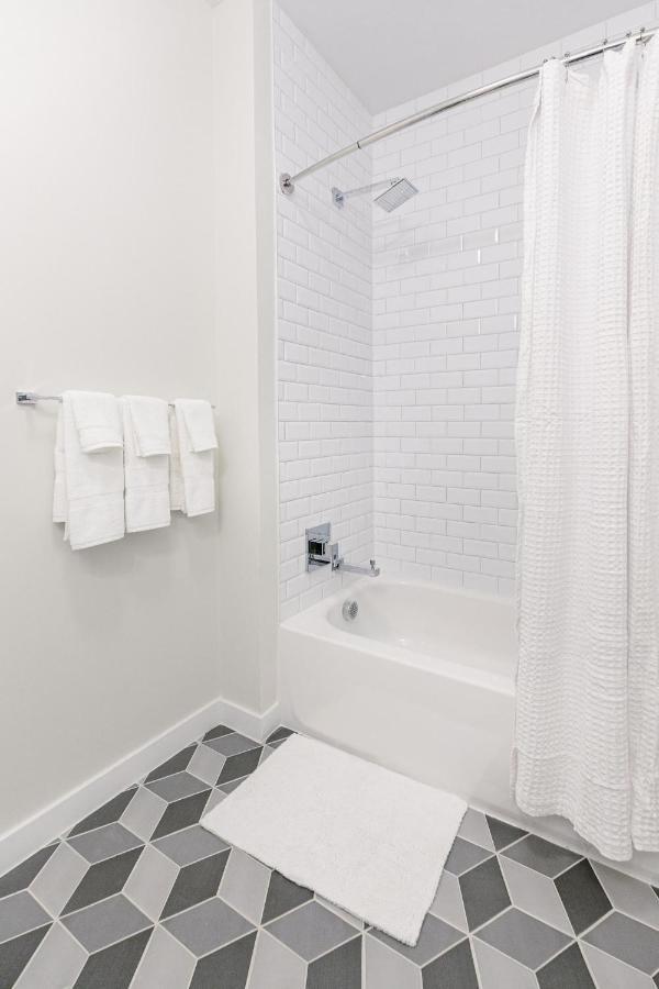 Kislak 304 Chic In The Heart Of Downtown * Newark