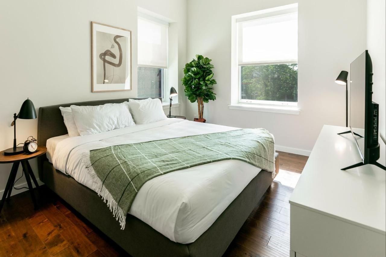 Kislak 403 Luxurious 2br Retreat Above The * Newark