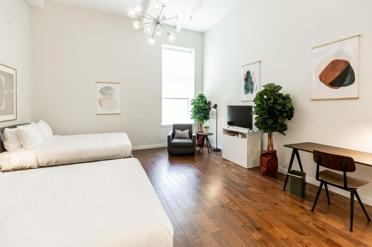 Apartment Kislak 201 Spacious Steps From Everything Newark