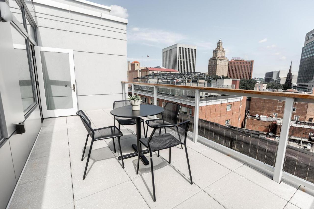 Kislak 601 1br Penthouse With Stunning Rooftop Terrace * Newark