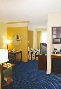 Springhill By Marriott International Airport