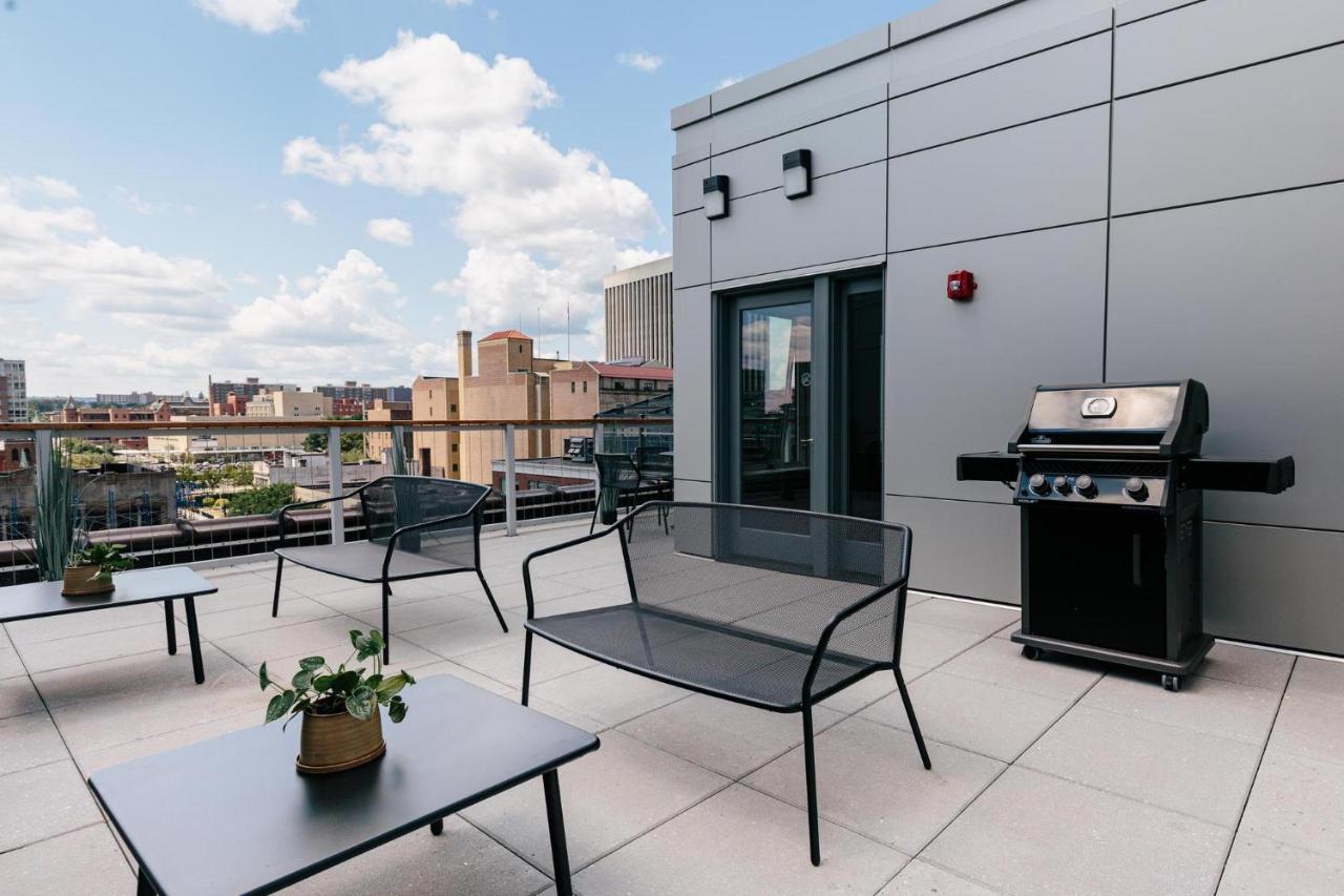 Kislak 604 1br Penthouse With Stunning Rooftop Terrace Apartment *