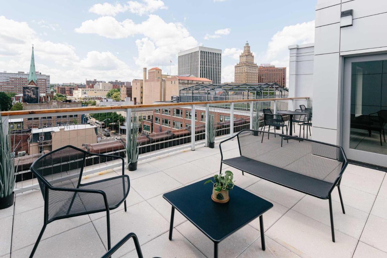Kislak 604 1br Penthouse With Stunning Rooftop Terrace Newark