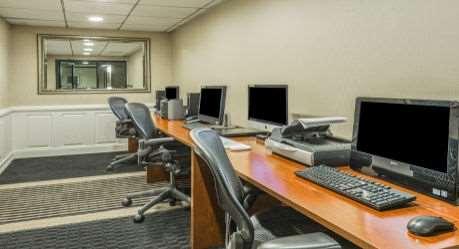 Hotel Wyndham Garden Airport Newark
