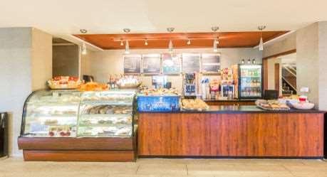 Wyndham Garden Airport Hotel