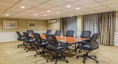 Wyndham Garden Airport 3* Newark
