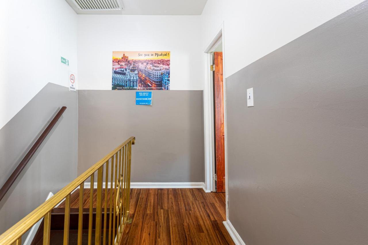 To Visit Nyc-subway Access Guest house *