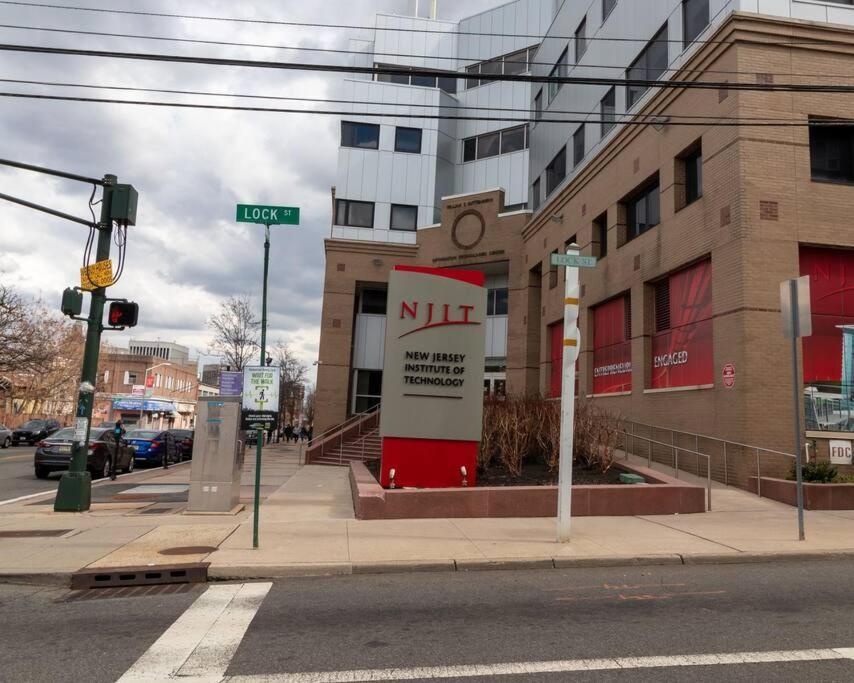 Entire Luxury Studio Apartment Downtown Newark Apartamento