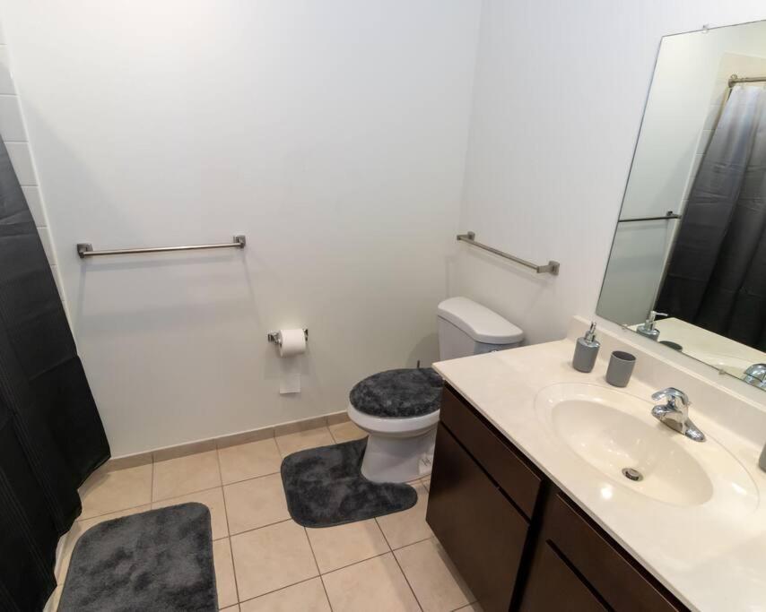 Entire Luxury Studio Apartment Downtown Newark