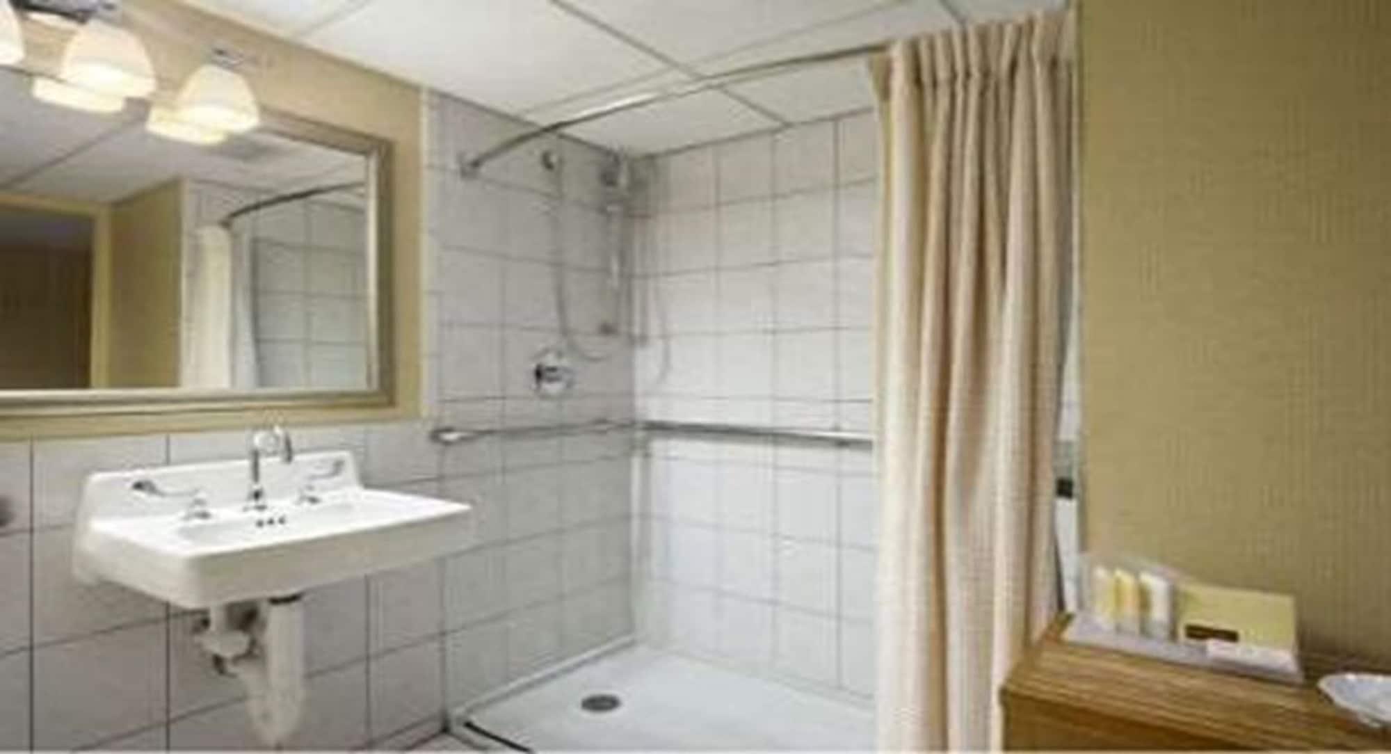 Hotel Wyndham Garden Airport Newark
