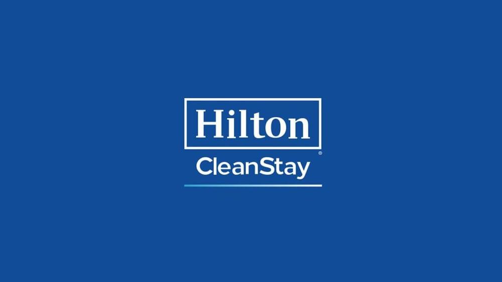 Home2 By Hilton Airport 3*