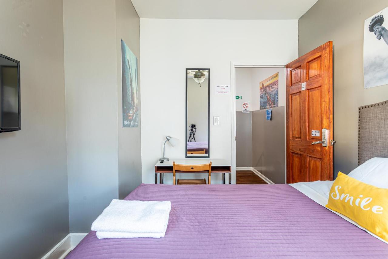 Homestay Best To Visit Nyc-ewr Airport-subway Access Newark