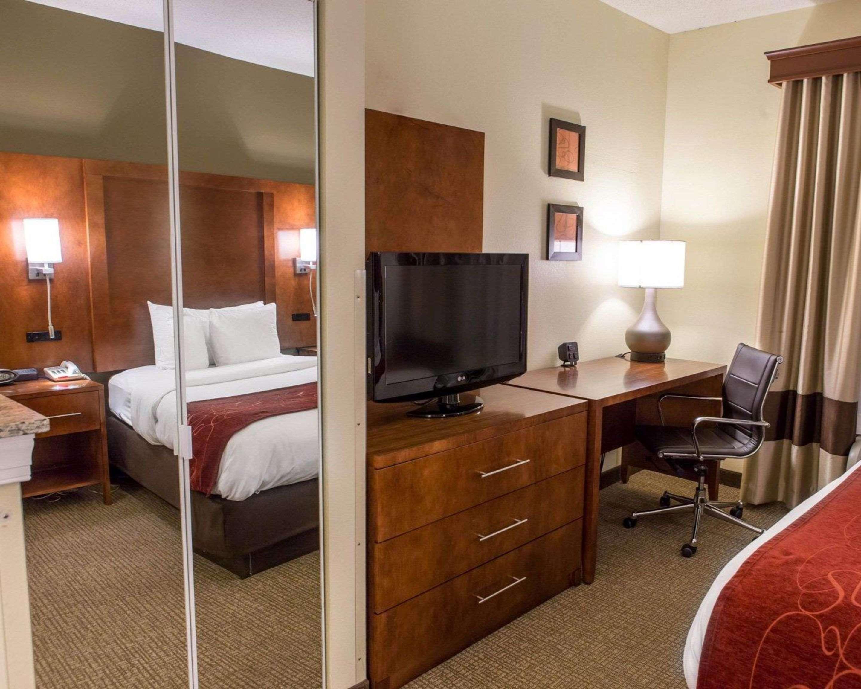 Comfort - Harrison Hotel