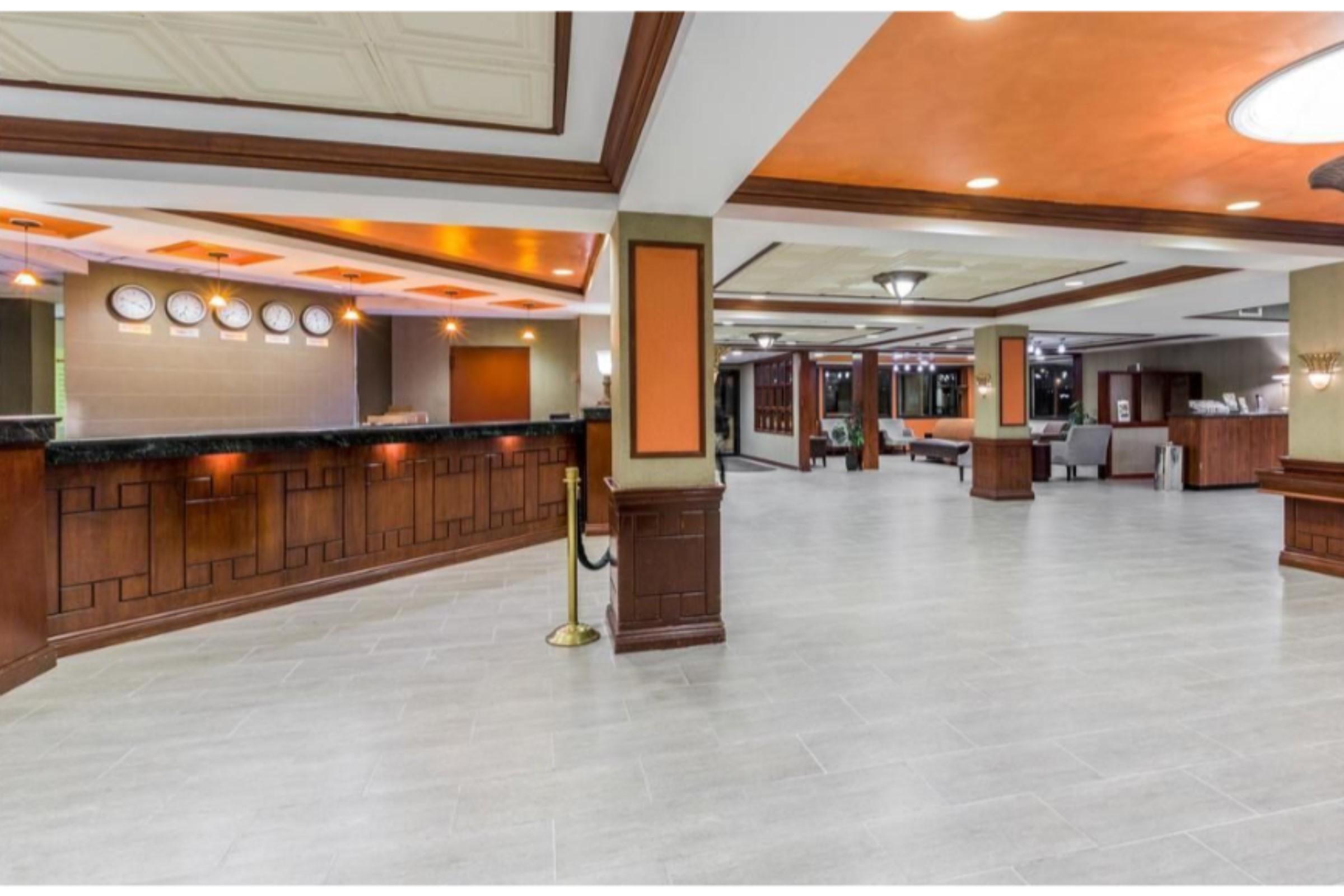 Wyndham Garden Airport Hotel 3*