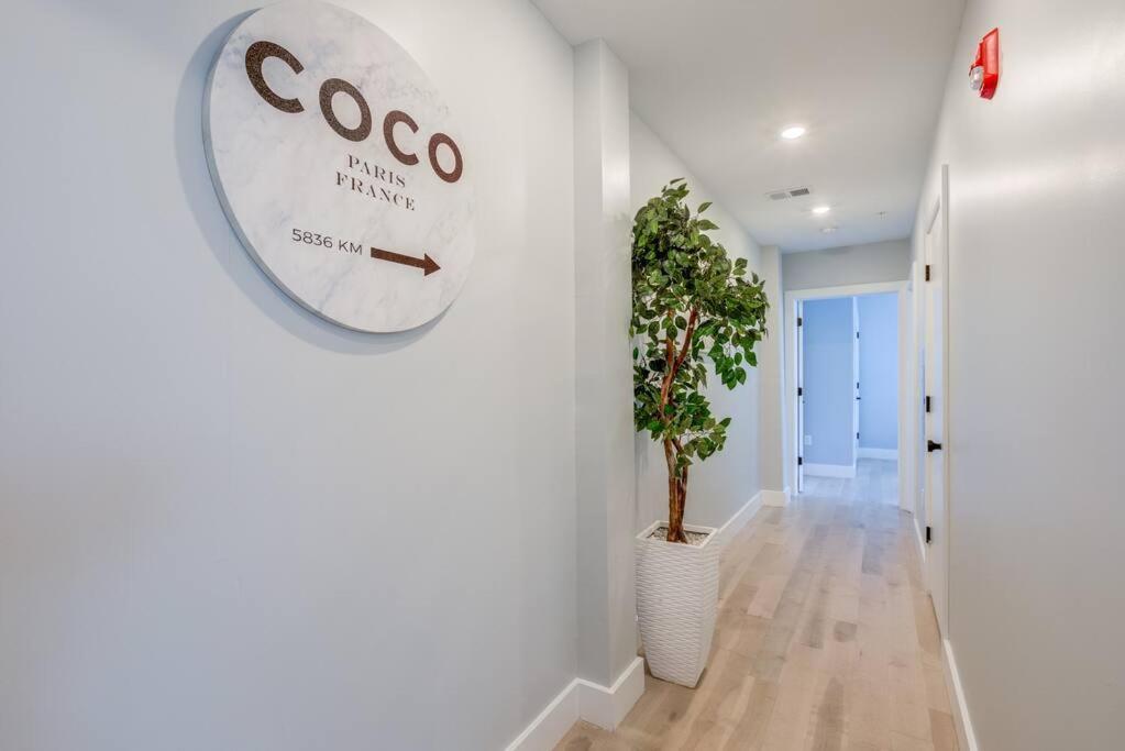 Luxury Designer Theme 2br Apt Near Nyc / Thepath *