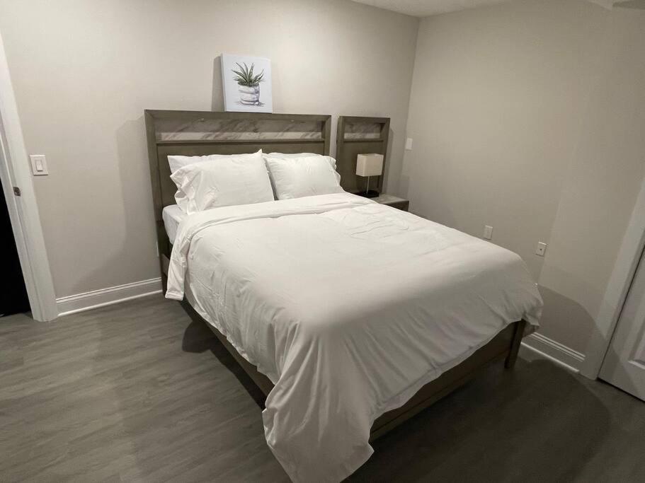 Luxury **cozy• 2 Bedroom 2 Min. From Ewr / Downtown Newark
