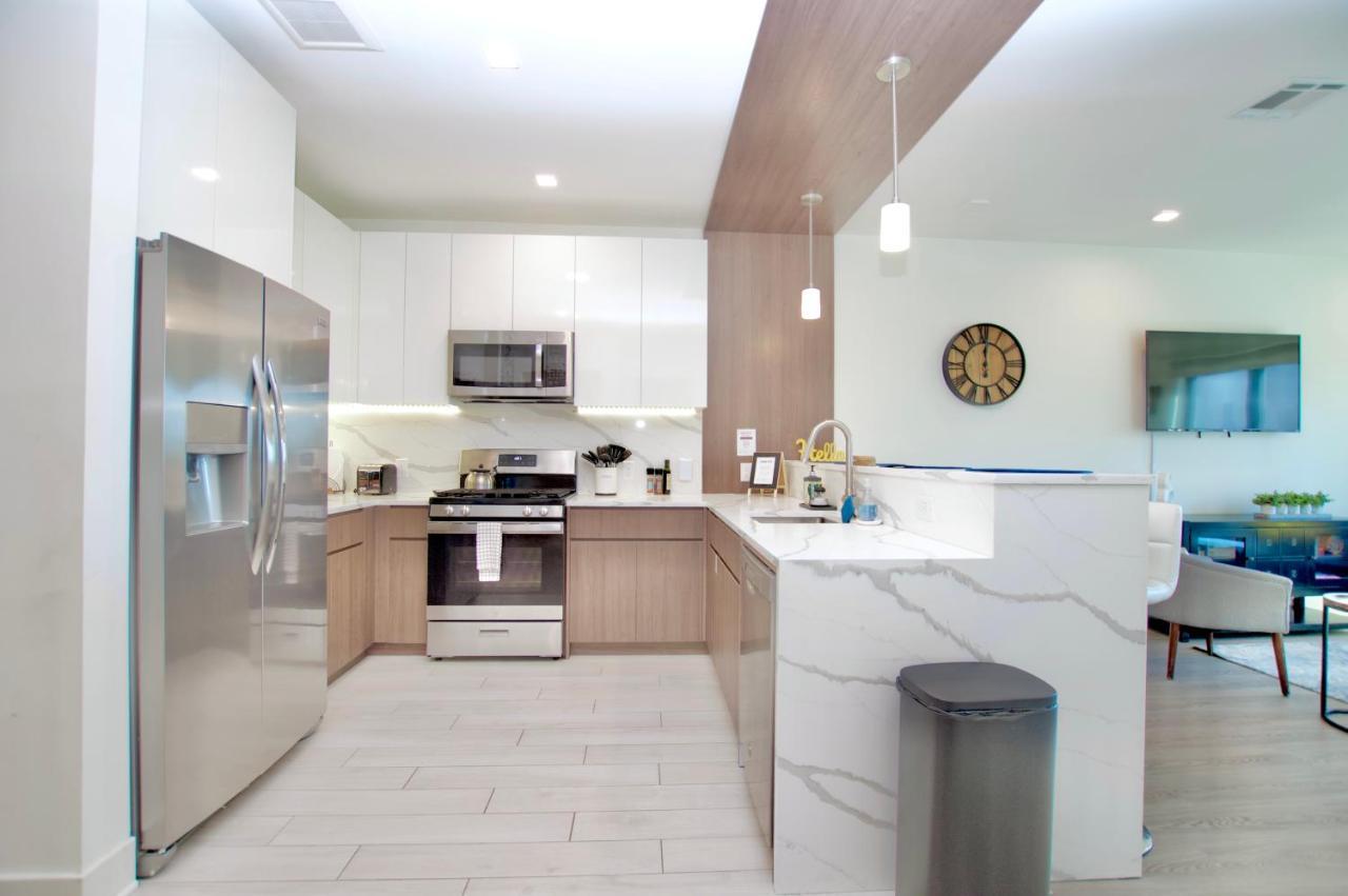 Lux 2br, Free Parking, Walk To Prudential Center Min To Nyc & More Apartment Newark