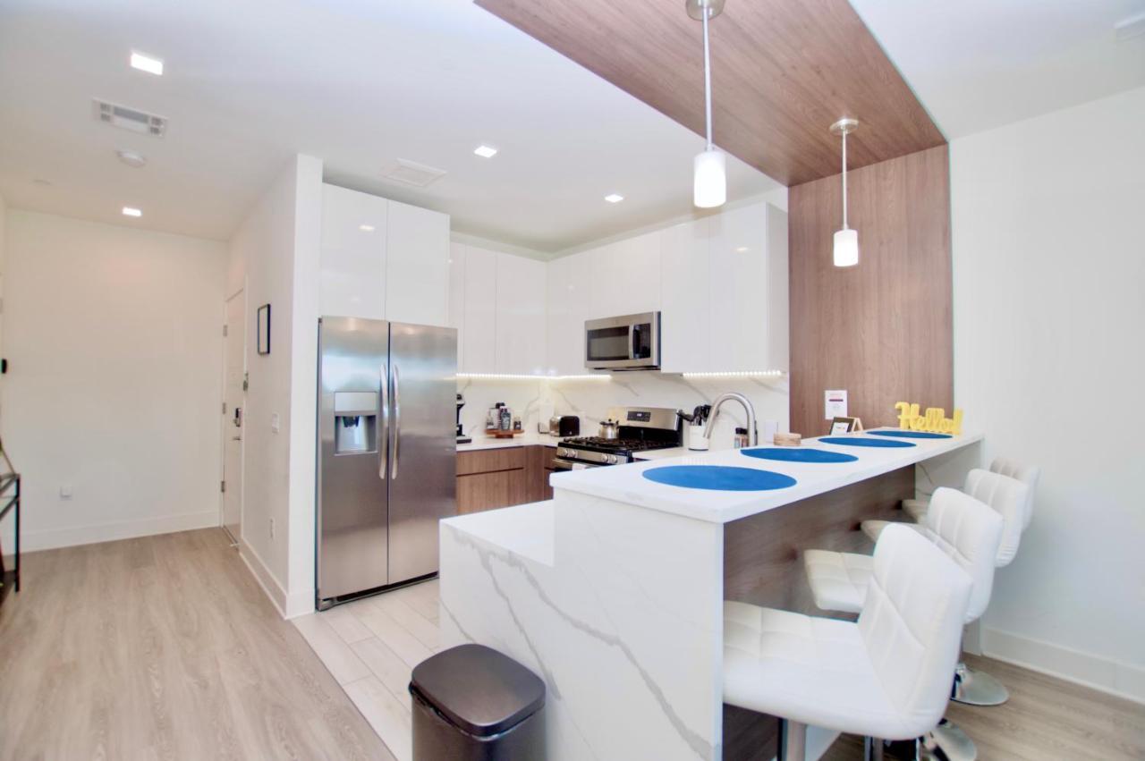 Lux 2br, Free Parking, Walk To Prudential Center Min To Nyc & More Newark