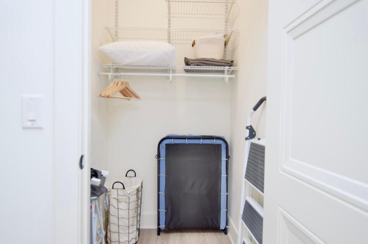 Lux 2br, Free Parking, Walk To Prudential Center Min To Nyc & More Apartment *
