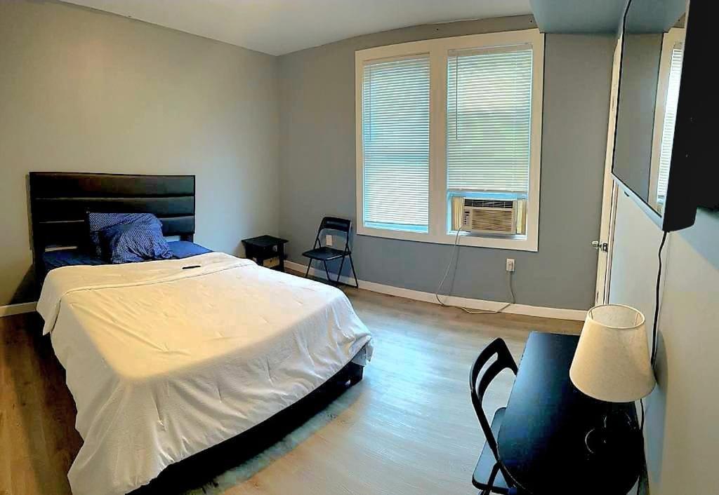 Wuluphana Llc Entire 4bdrm Free Parking Ewr/ny/travelnurse Newark