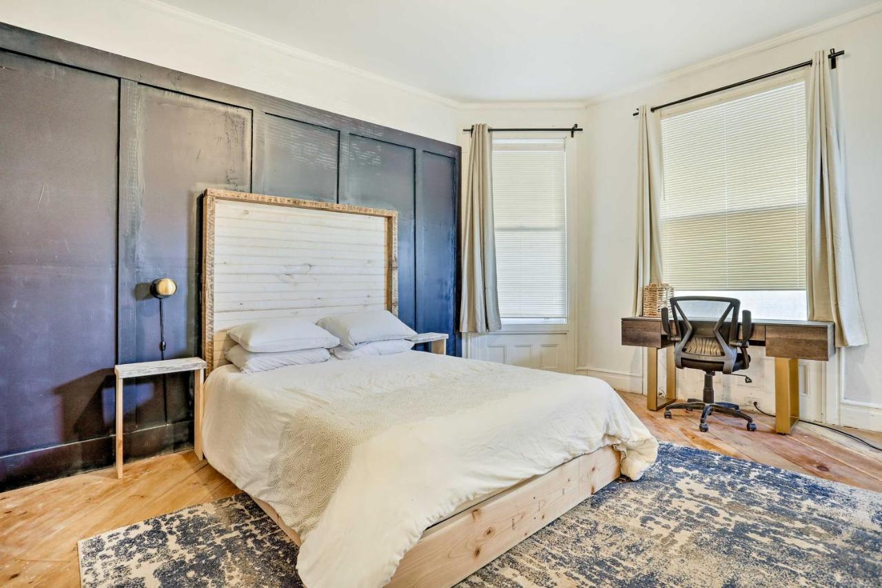 Stylish With Deck Less Than 14 Mi To Nyc! Newark