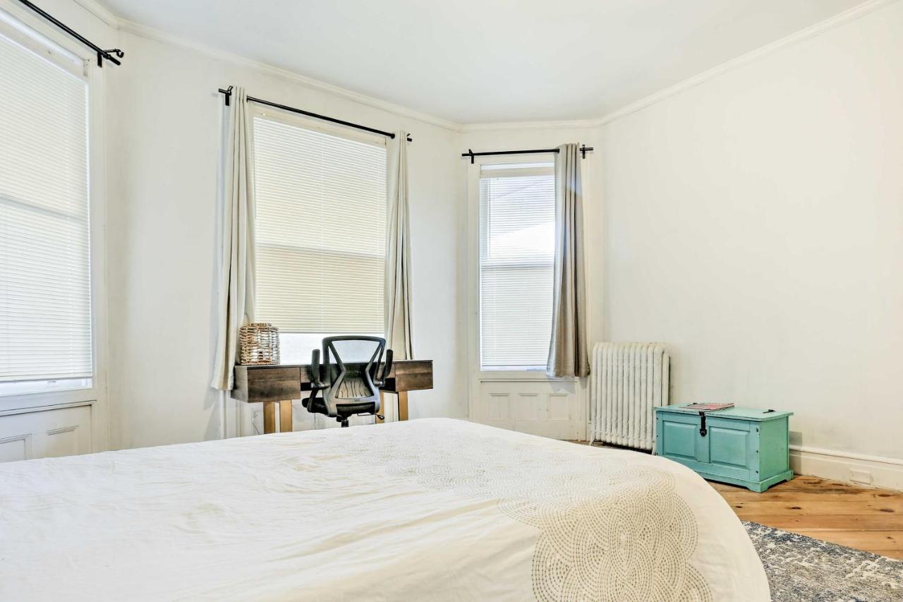 Holiday home Stylish With Deck Less Than 14 Mi To Nyc! Newark