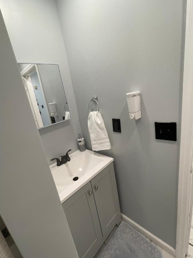 Amazing Homestay Newark