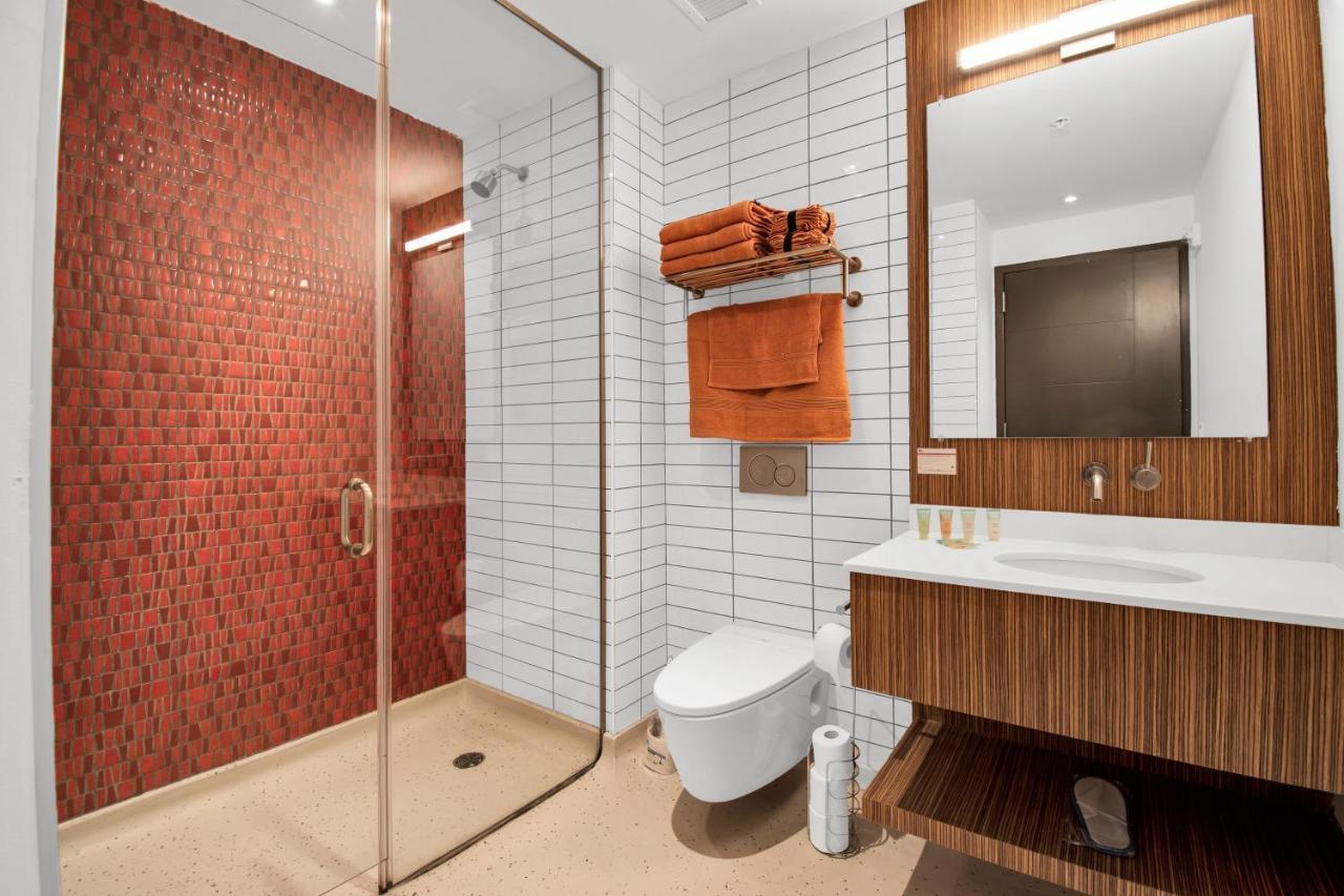 Indigo Getaway Queen Bed Free Park Near Ewr, Penn, Prudential Newark