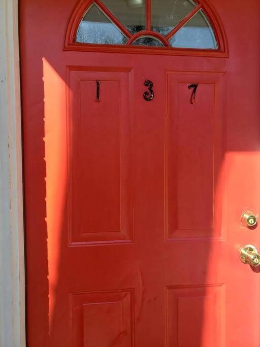 Apartment Spacious Cozy 2 Bedroom - Near Ewr/nyc/outlet Mall