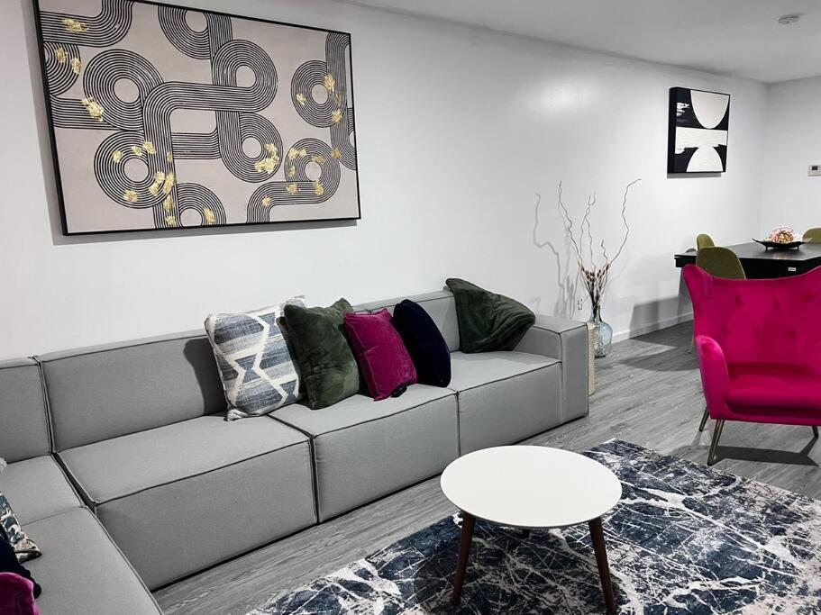Apartment Elegant 3 Kings Bedroom Near Downtown Ewr Nyc Airport Newark