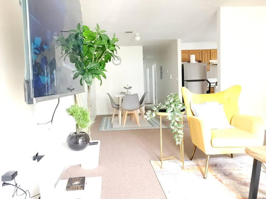Emerald Guest 2c Bed & Breakfast *