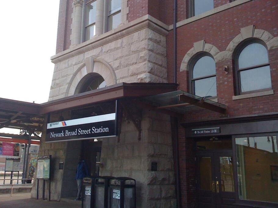 Collect3 2br 1ba Close To Train And Nyc Newark