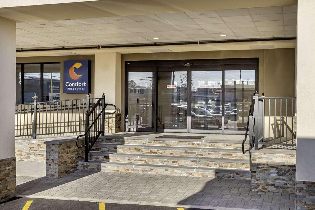 Comfort & Liberty International Airport Newark