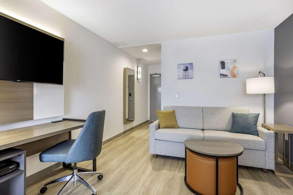 Comfort & Liberty International Airport Hotel *