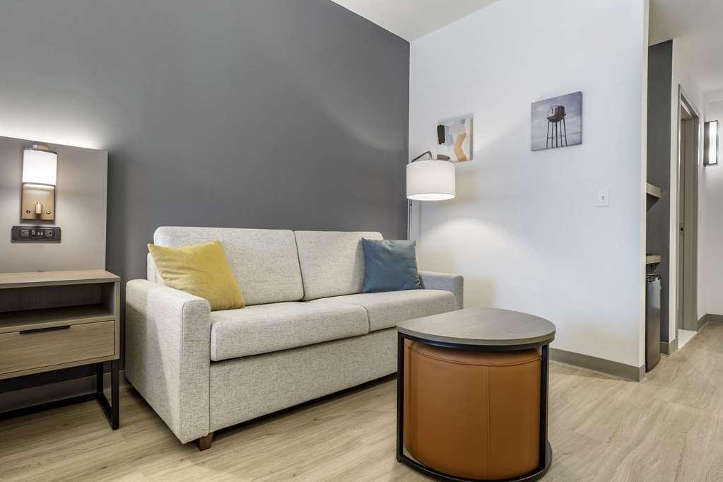 Hotel Comfort & Liberty International Airport