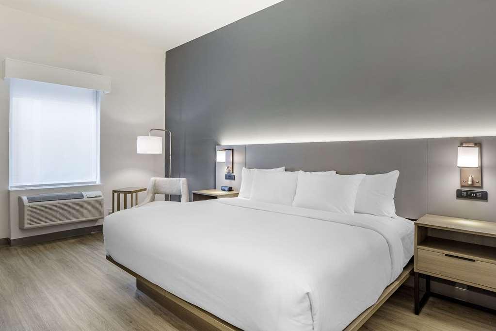 Comfort & Liberty International Airport Hotel *