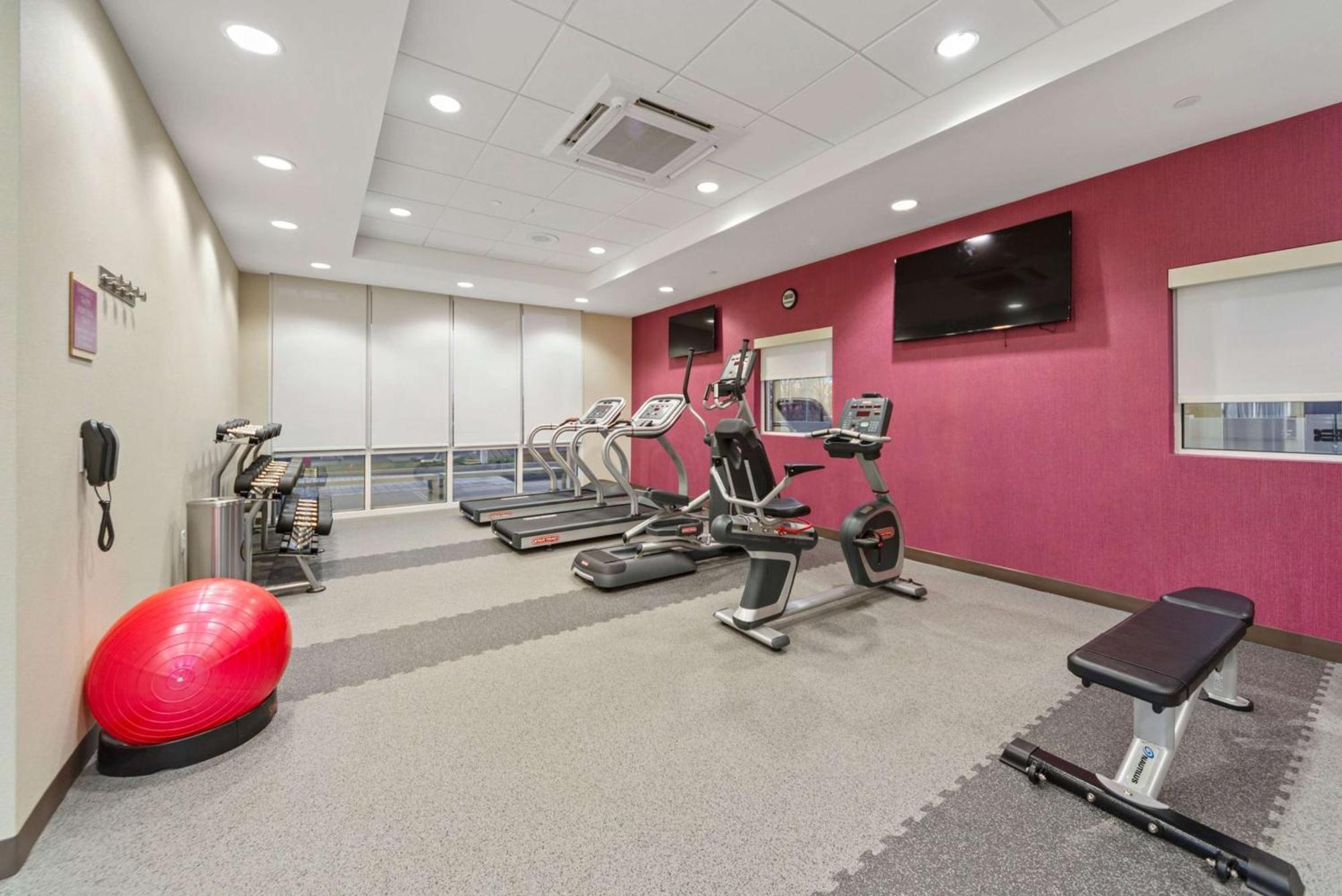 Home2 By Hilton Airport 3* Newark