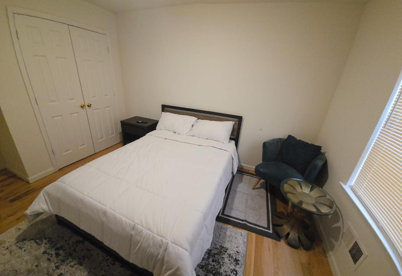 Travelers' Delight In City Apartment