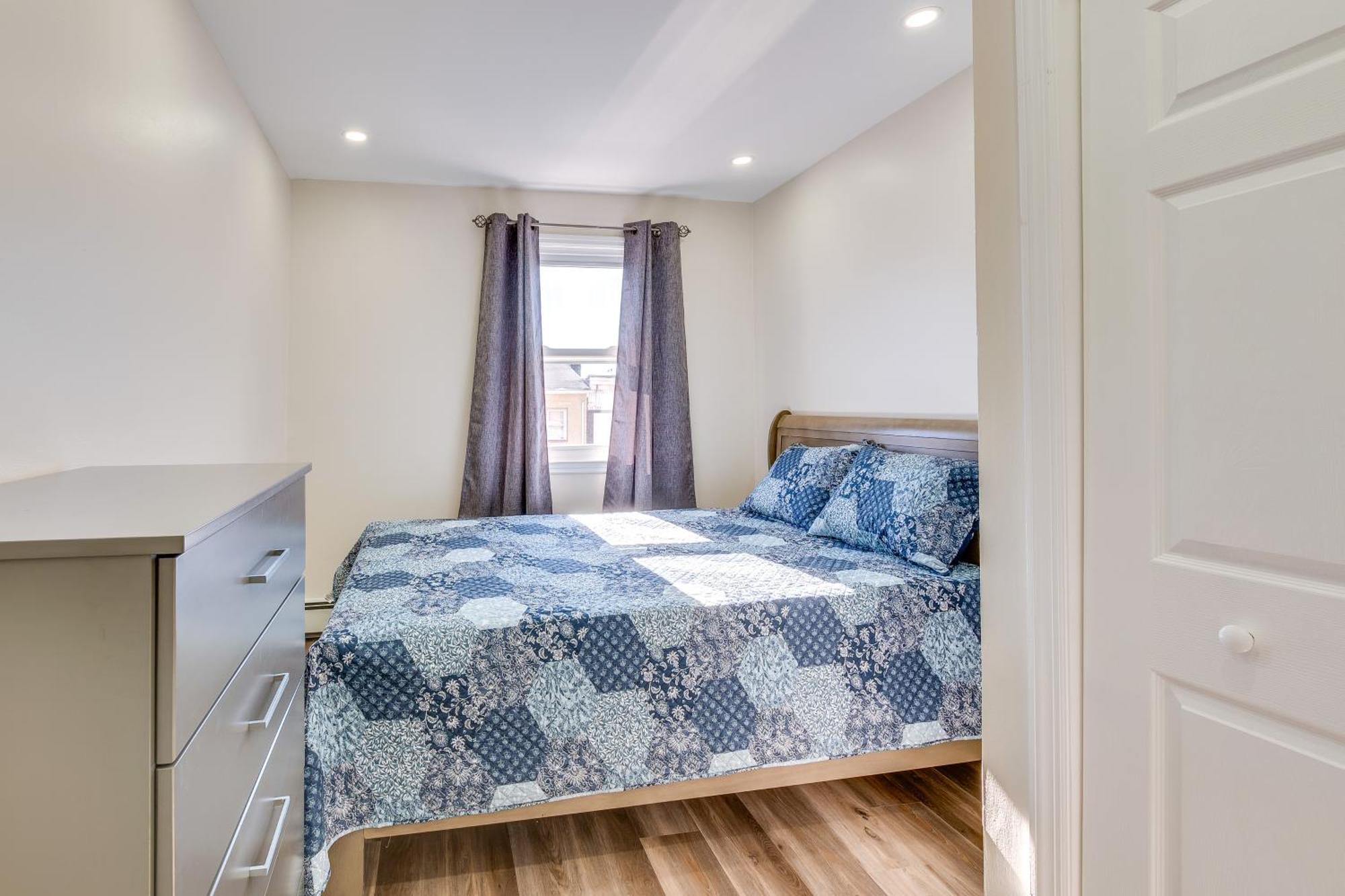 Apartment Convenient About 15 Mi To Manhattan! *