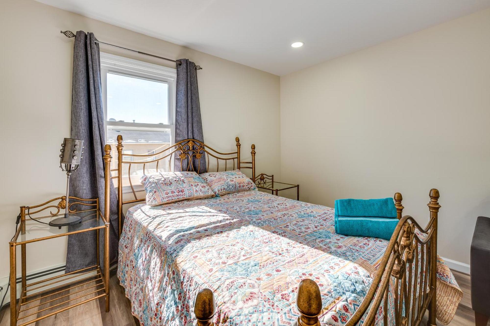 Convenient About 15 Mi To Manhattan! Apartment Newark